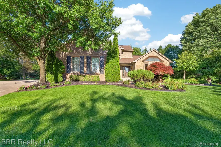 45411 Halston Court, Novi, MI 48374 - #2