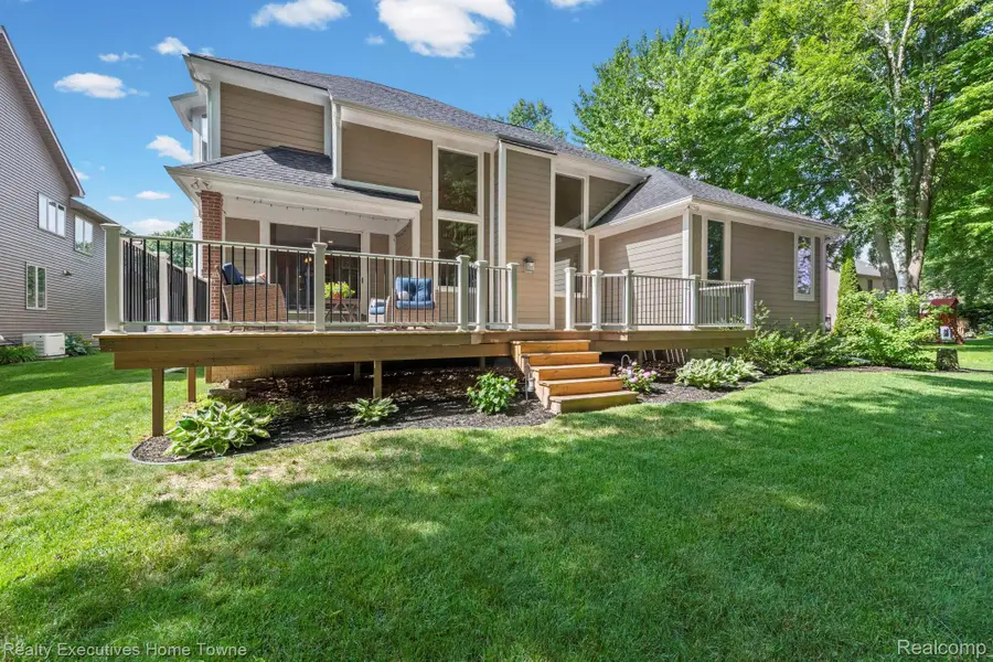 3830 Arlington Avenue, Fort Gratiot, MI 48059 - #3