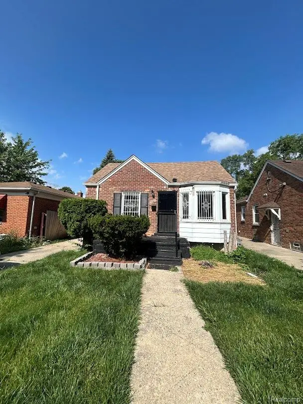 7675 Greenview Avenue, Detroit, MI 48228 - #2