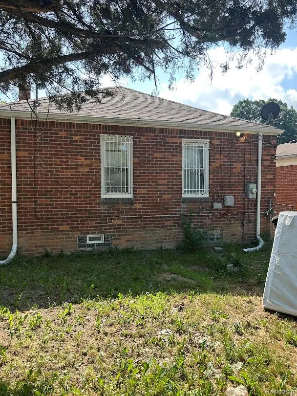 7675 Greenview Avenue, Detroit, MI 48228 - #3