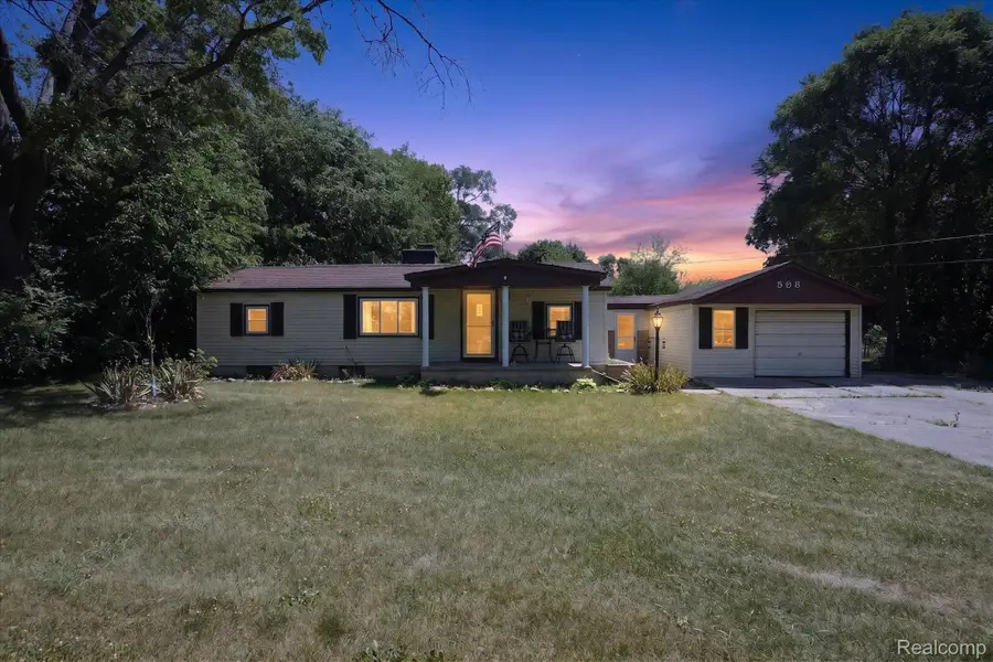 508 Deland Road, Flushing, MI 48433 - #3