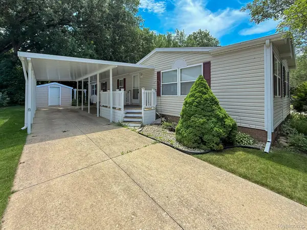 416 Raisin River Drive, Adrian, MI 49221
