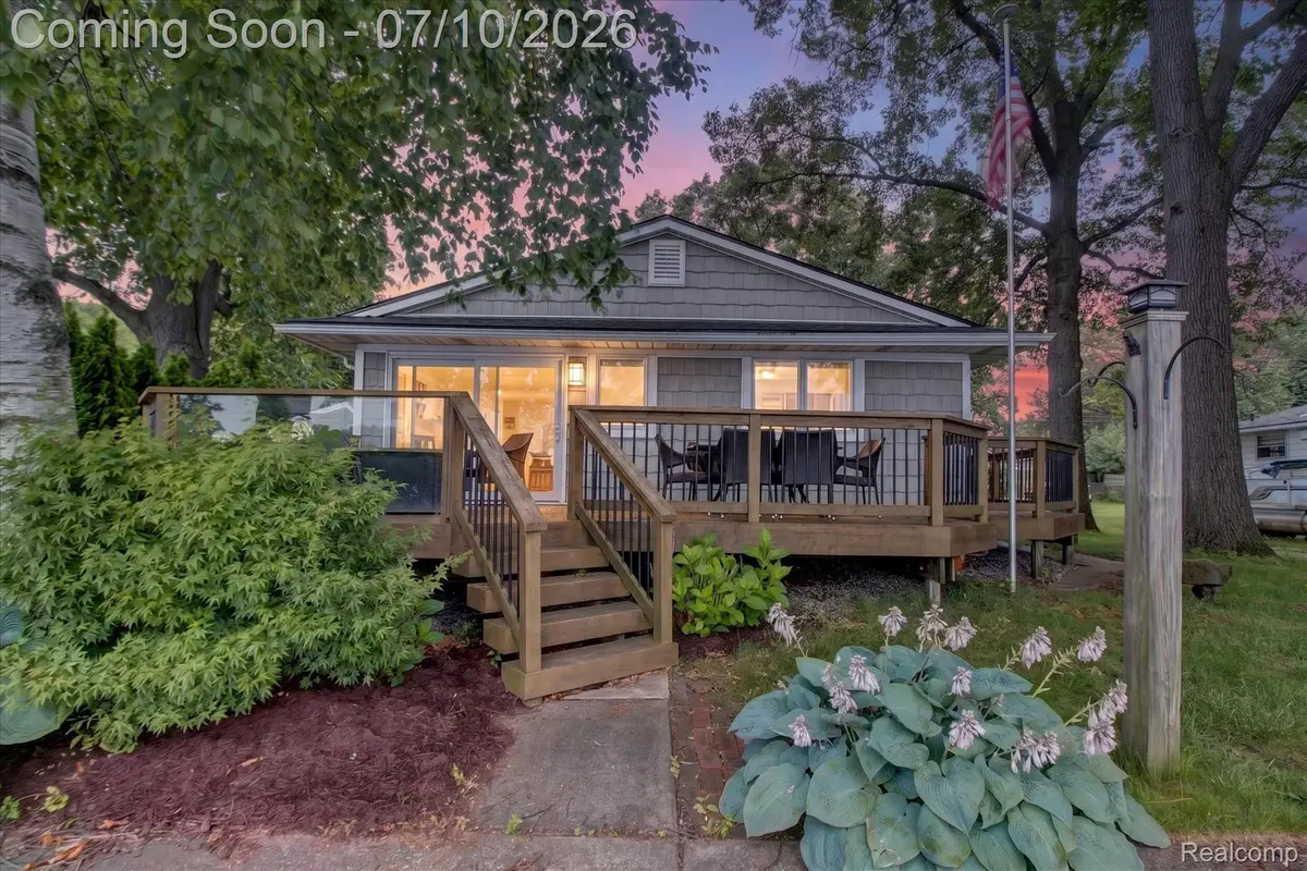 35 N Hulbert Street, White Lake, MI 48386 - #1