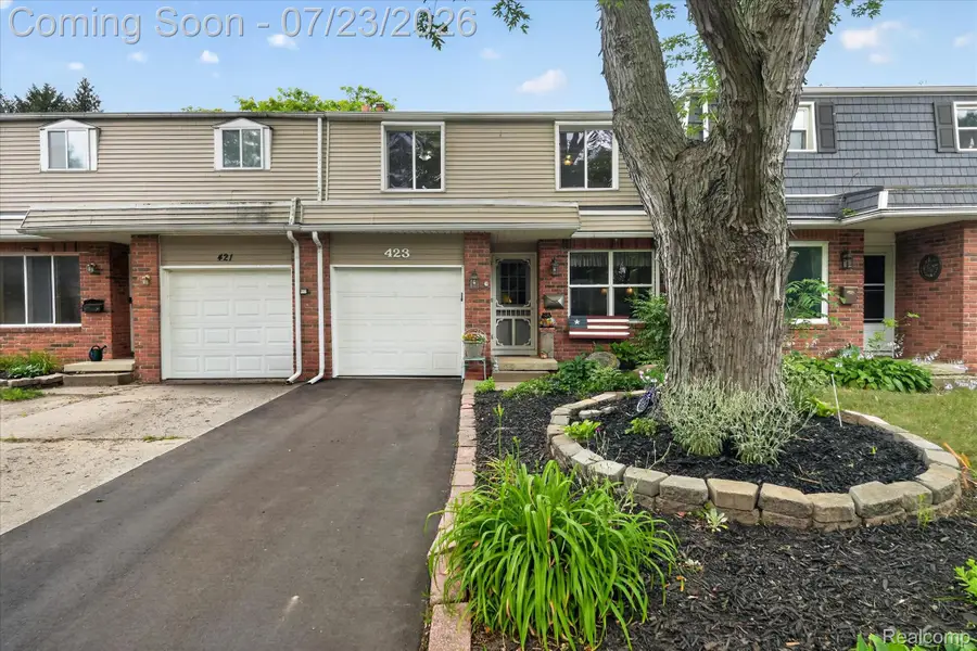 423 Leland Street, Flushing, MI 48433 - #2