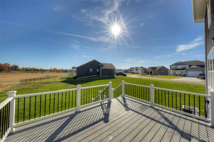 MOH 123 Gambrel Ln, Howell, MI 48843 - #3