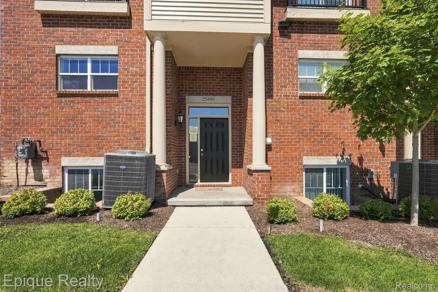 25495 Grandview Lane #25, Novi, MI 48375 - #2
