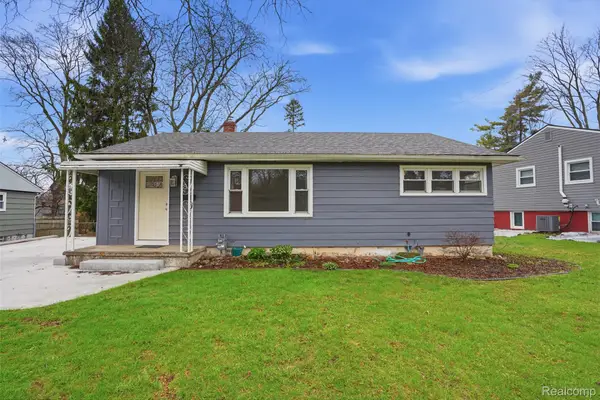 831 Loyola Drive, AnnArbor, MI 48103