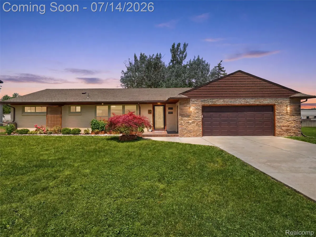 39582 Burton Drive, Novi, MI 48375 - #1