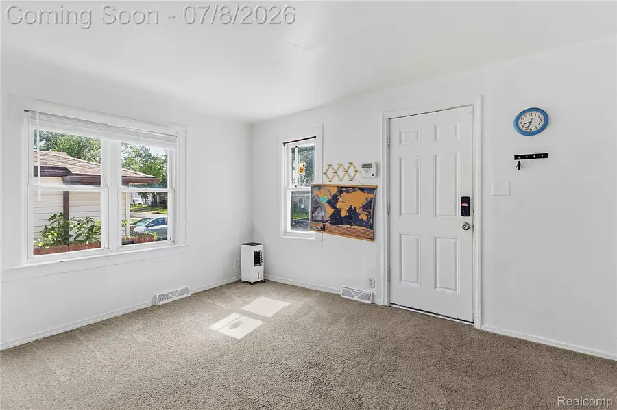 23074 Powell Avenue, Hazel Park, MI 48030 - #3