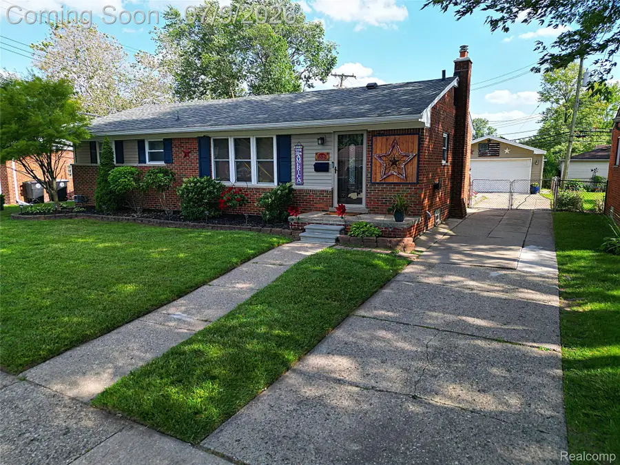 32125 Oakley Street, Livonia, MI 48154 - #2