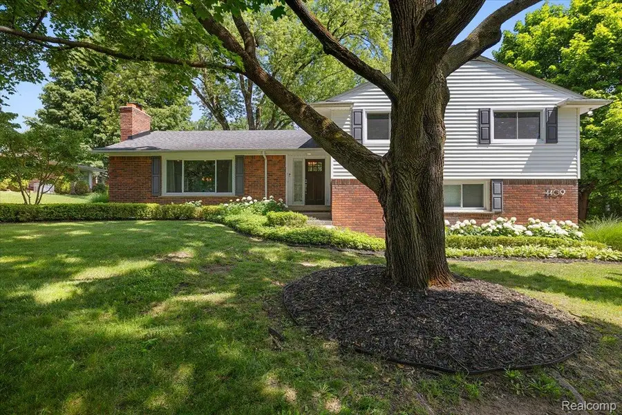 4409 W Orchard Hill Drive, Bloomfield, MI 48304 - #2