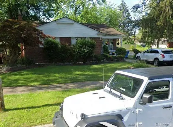 27321 Kennedy Street, DearbornHeights, MI 48127