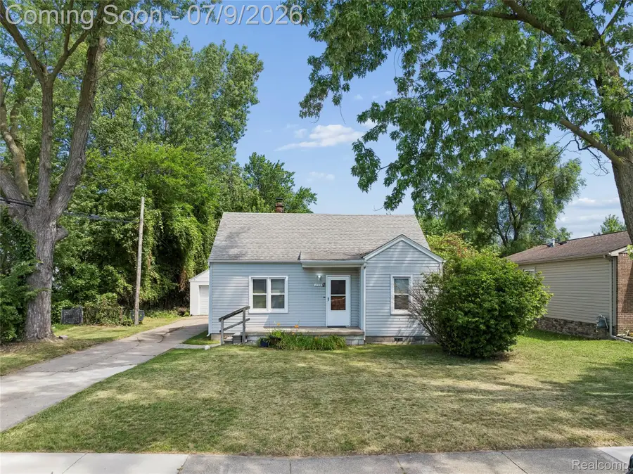 11725 Republic Avenue, Warren, MI 48089 - #3