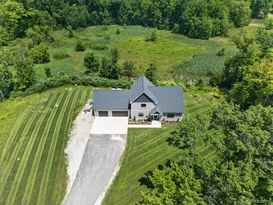 200 N Pleasant Valley Road, Milford, MI 48380 - #2