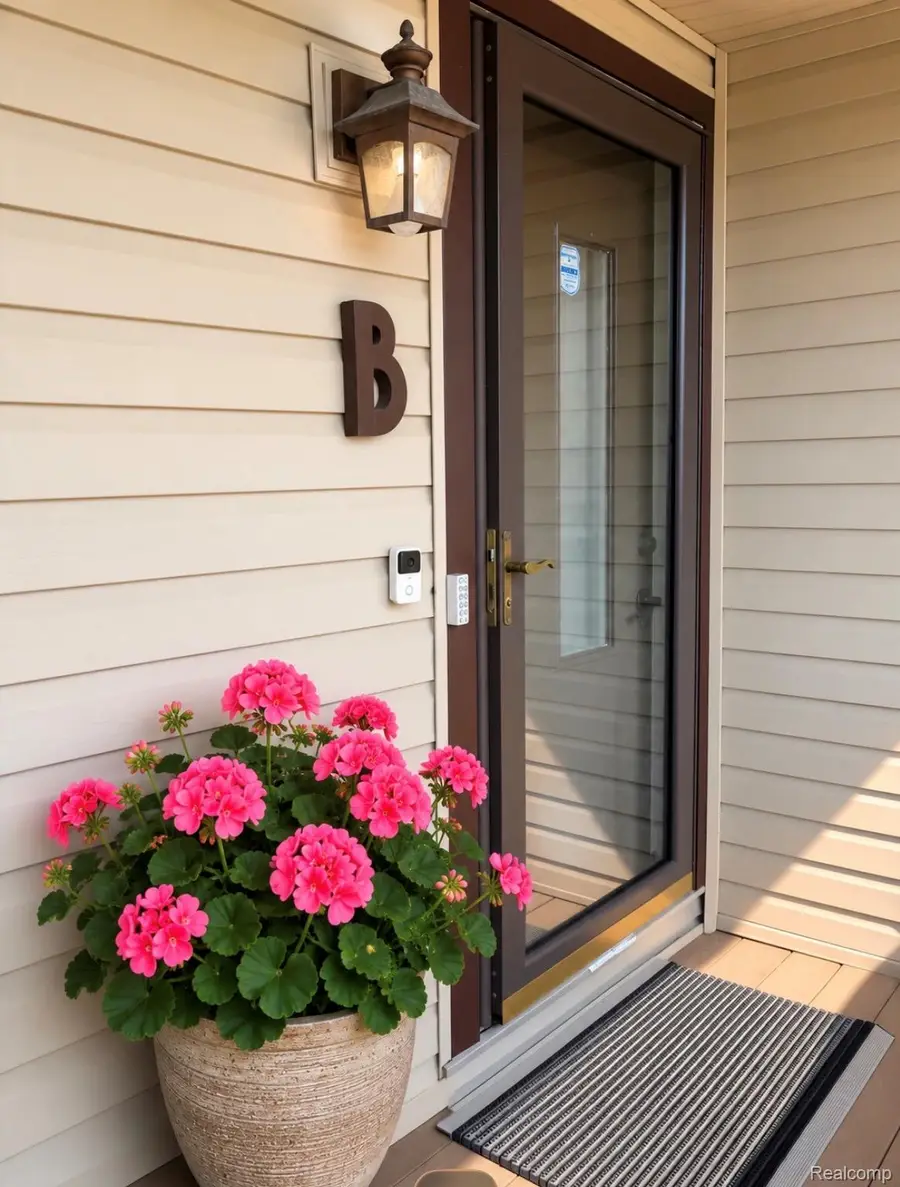 24156 Parke Lane #B, Grosse Ile, MI 48138 - #2