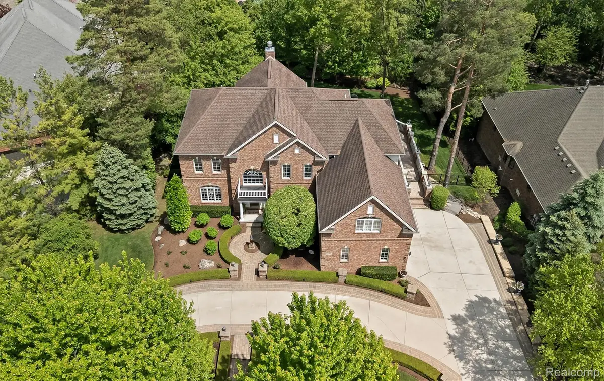 61496 Beacon Hill Drive, Washington, MI 48094 - #1