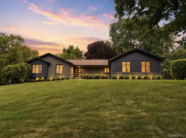 756 Great Oaks Drive, BloomfieldHills, MI 48304