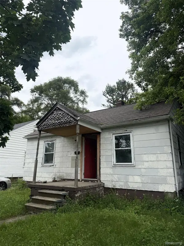 9536 Plainview Avenue, Detroit, MI 48228