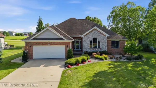 9120 Woodridge Drive, Davison, MI 48423