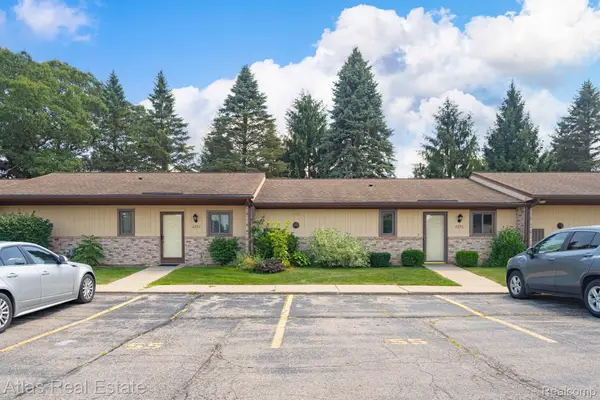 2255 N Milford Road, Highland, MI 48357