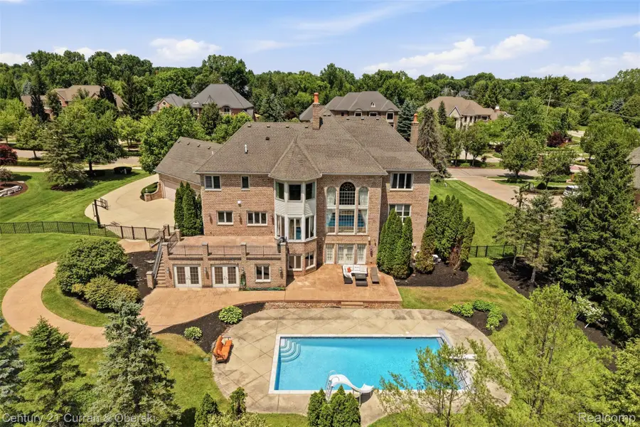 47515 Bellagio Drive, Northville, MI 48167 - #2