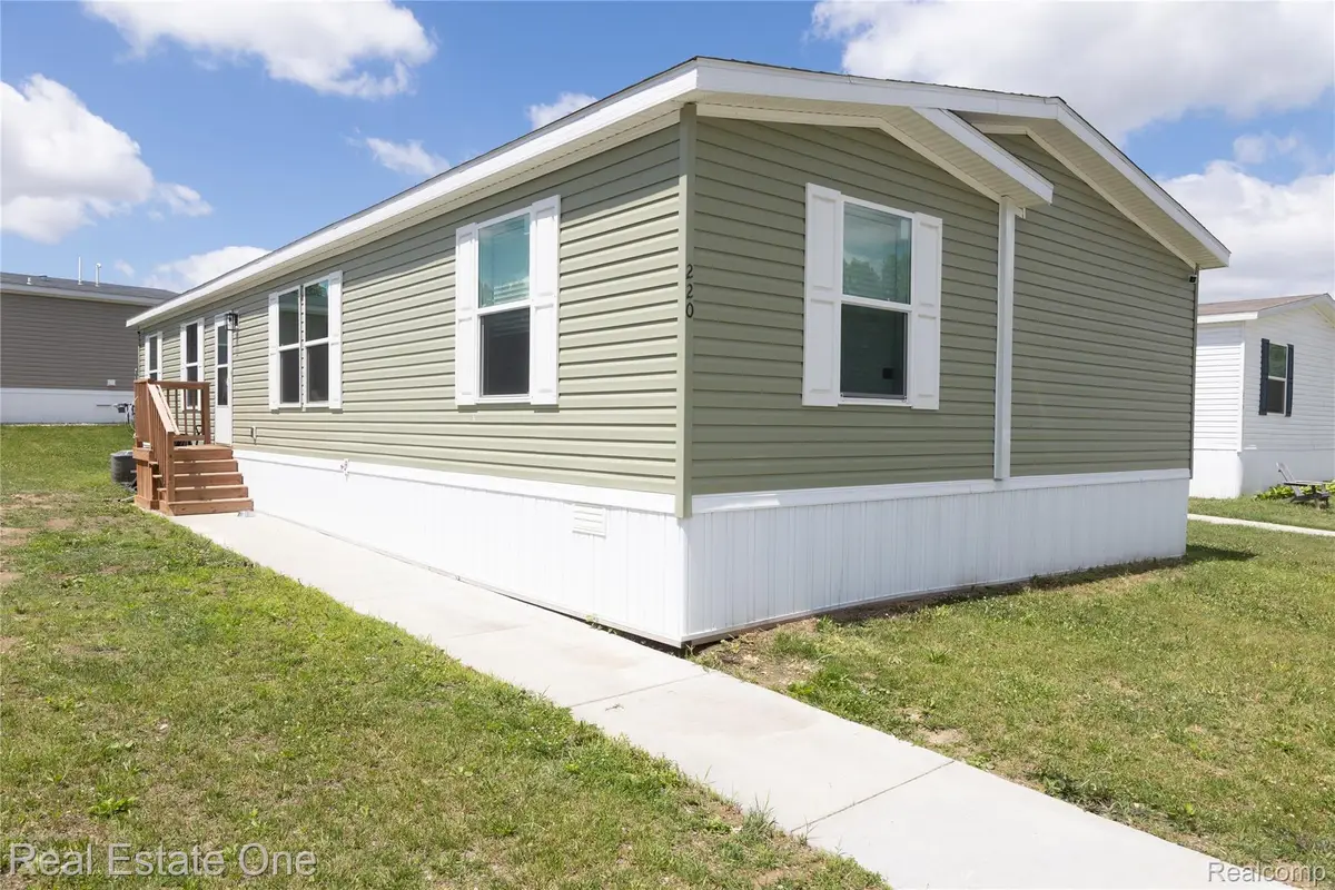 220 Borman Avenue, Flushing, MI 48433 - #1
