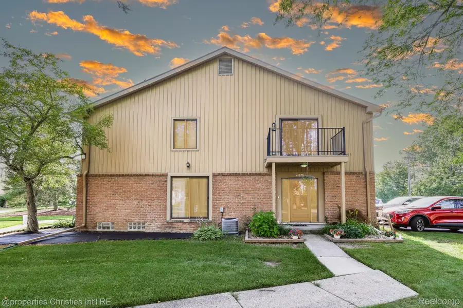 41678 Bedford Drive, Canton, MI 48187 - #2