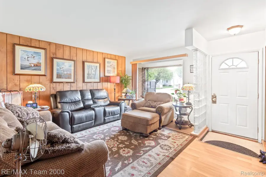 29054 Bock Street, Garden City, MI 48135 - #2