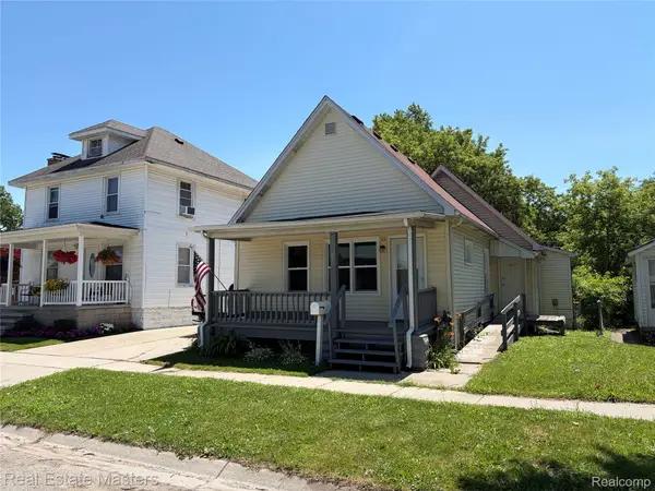 1016 Gillett Street, PortHuron, MI 48060