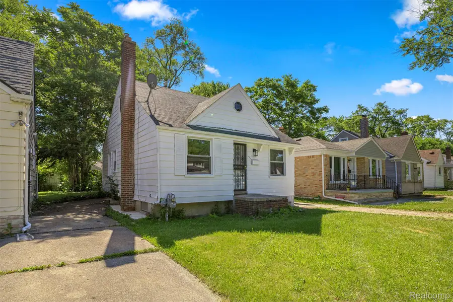 8658 Stahelin Avenue, Detroit, MI 48228 - #3