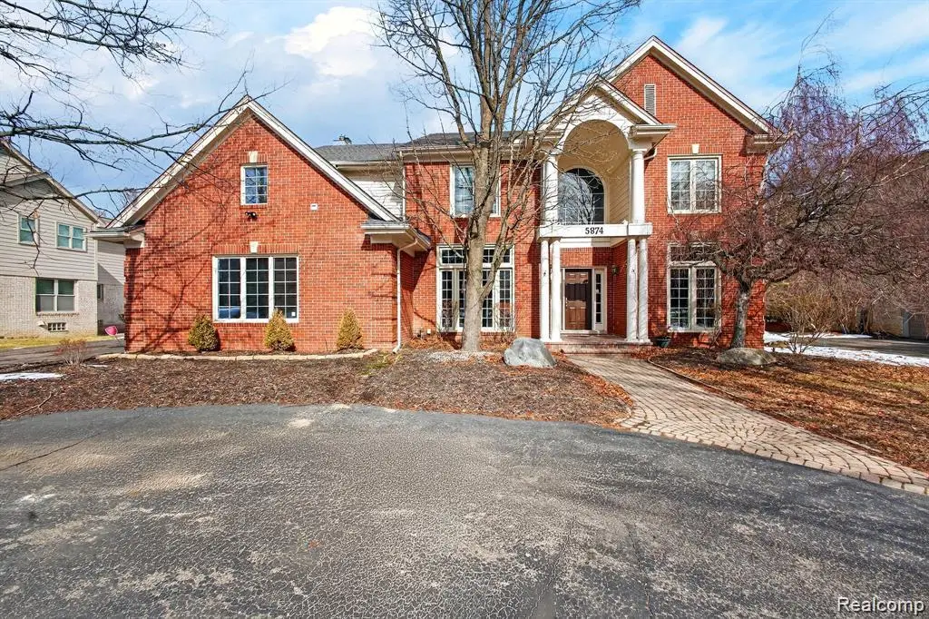 5874 Orchard Woods Drive, West Bloomfield, MI 48324 - #1