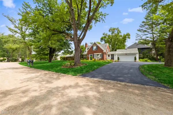2425 Rutherford Road, BloomfieldHills, MI 48302