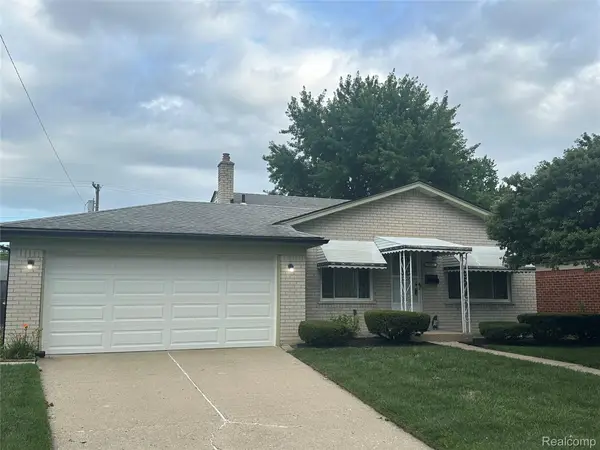 32812 Columbus Drive, Warren, MI 48088