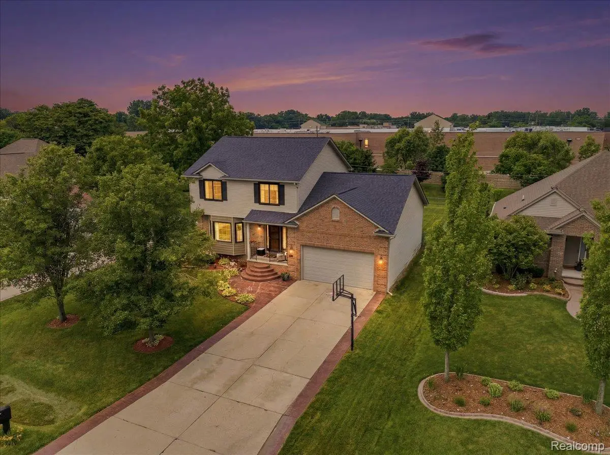 7747 W Pearson, Utica, MI 48316 - #1