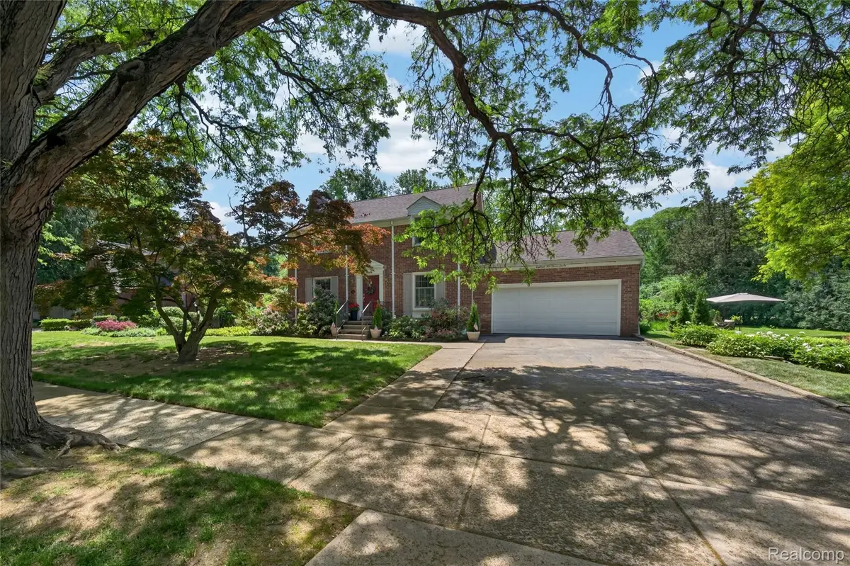 18577 San Jose Boulevard, Lathrup Village, MI 48076 - #1