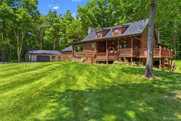 3656 Stanley Road, Columbiaville, MI 48421