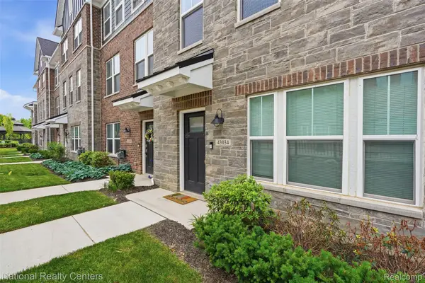 43034 Atwood Avenue, Novi, MI 48375