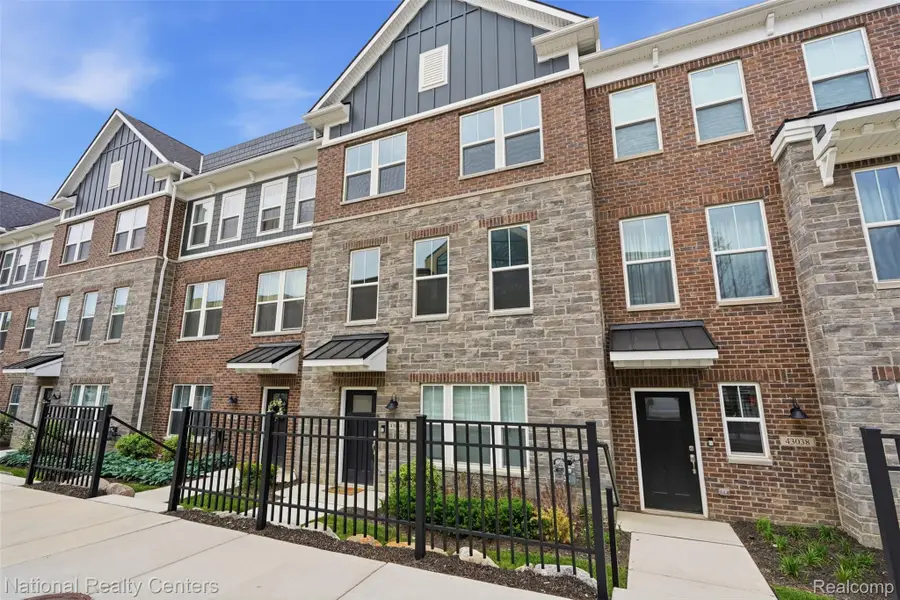 43034 Atwood Avenue, Novi, MI 48375 - #2