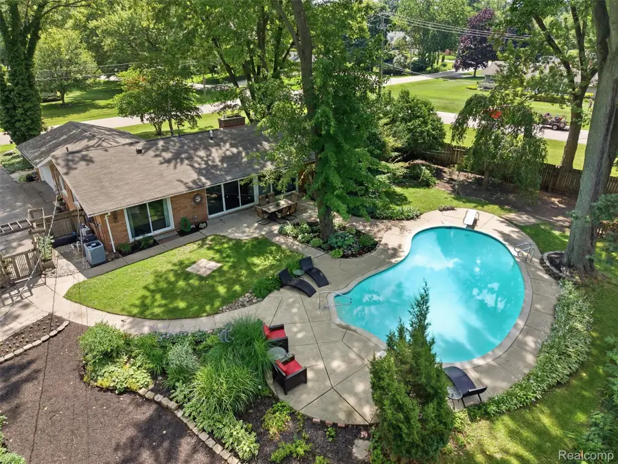 3405 Upton Drive, Troy, MI 48084 - #2