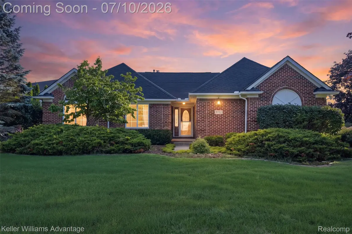 9722 Sunnywood Trail, South Lyon, MI 48178 - #1
