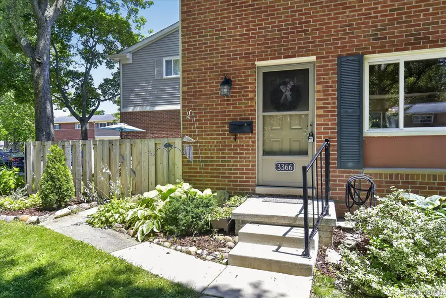 3366 Williamsburg Road, Ann Arbor, MI 48108 - #2