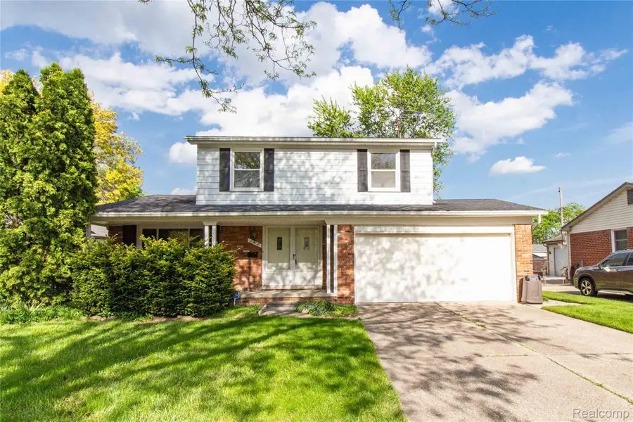 2118 Alexander Drive, Troy, MI 48083 - #2