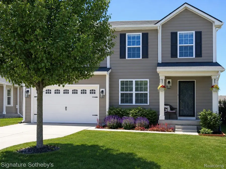 50419 Corey Avenue, Chesterfield, MI 48051 - #2