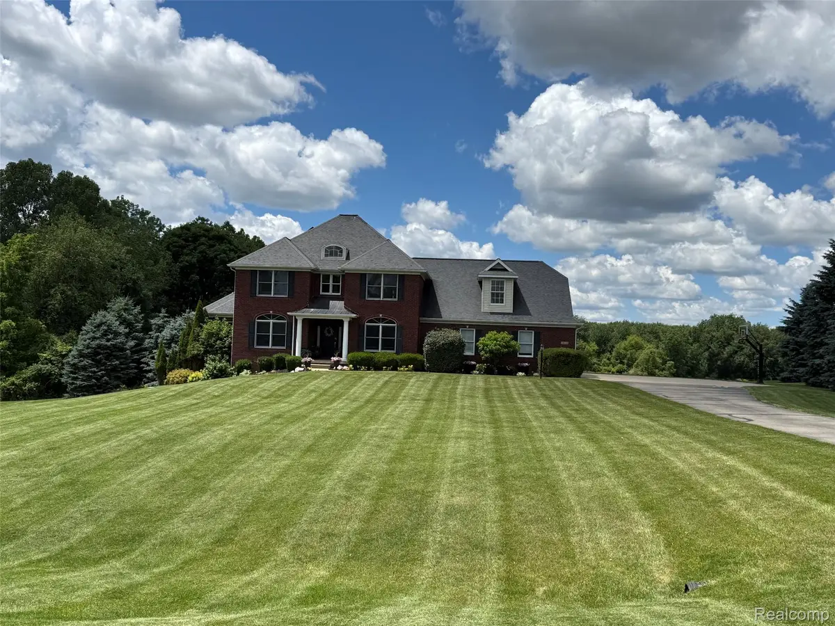 16118 Jeff Court, Watertown, MI 48837 - #1