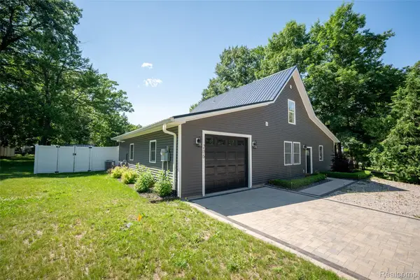 206 Joliet Avenue, HoughtonLake, MI 48629