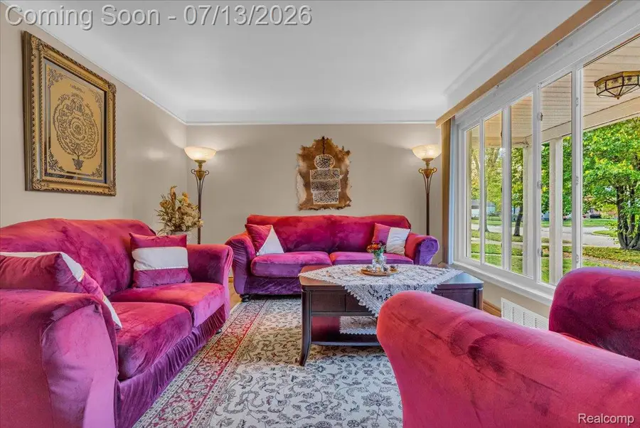 23430 Tireman Street, Dearborn Heights, MI 48127 - #3