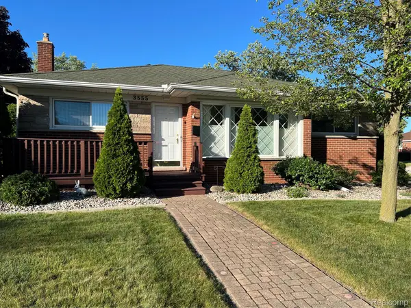 3555 Syckelmoore Street, Trenton, MI 48183
