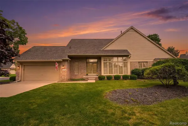 42675 Christina Drive, SterlingHeights, MI 48313