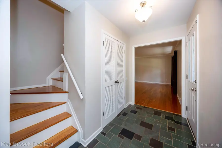 30830 Lincolnshire- E, Southfield, MI 48025 - #2
