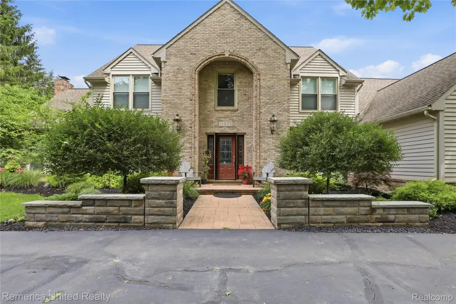 12825 Larkins Road, Brighton, MI 48114 - #3